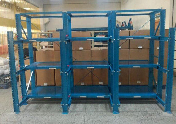 Mehrstufige Schwerlastschimmelregal für die Lagerung von Werkzeugen / Werkzeugstücken