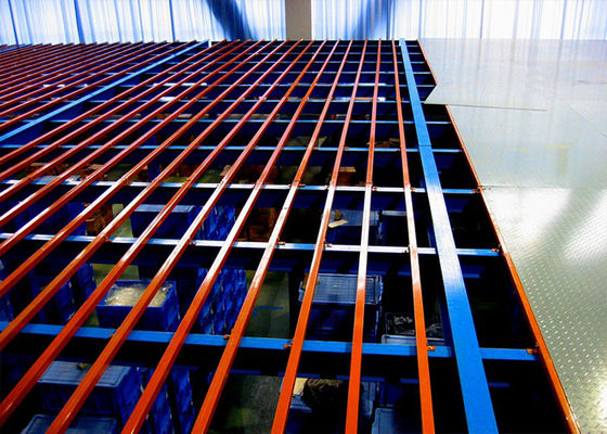 Freistehende industrielle Mezzanine-Böden