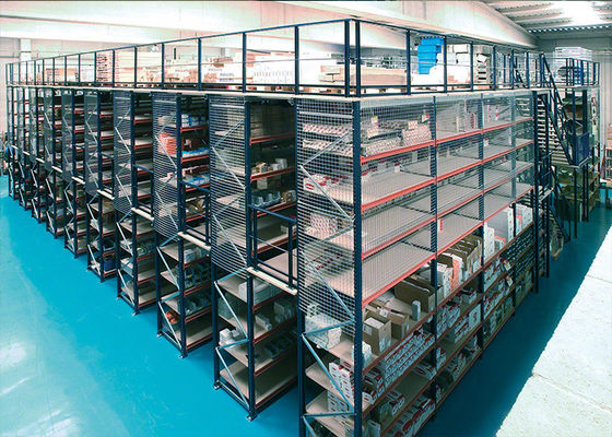 Mehrstufige Industrie-Rack-gestützte Mezzanine mit Wire Mesh-Schutz