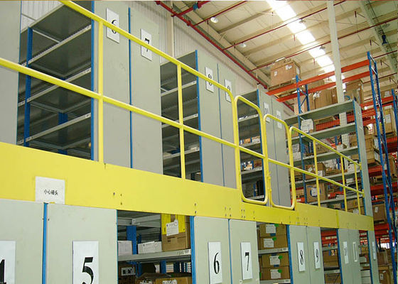 Lagerhaus Mezzanine Boden Regal System, kundenspezifische industrielle Metallregale für die Lagerung