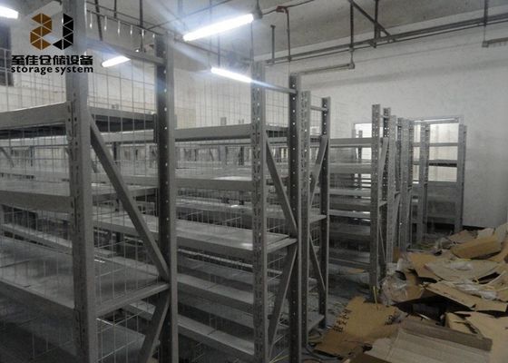 Q235 / Q345 Stahl-Schwerlast-Industrielle Regalleisten