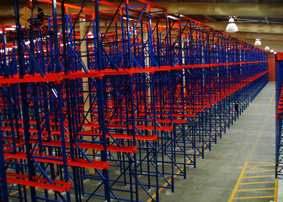 Schwerlastantrieb in Lagerregalen / Industrie-Metallregalen für die Lagerung