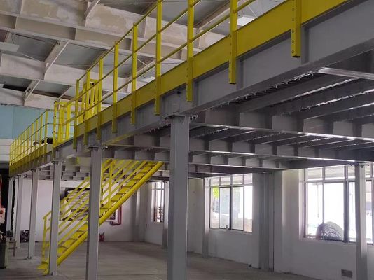 Modulare industrielle Mezzanine-Bodenideen maximieren Raum und Produktivität